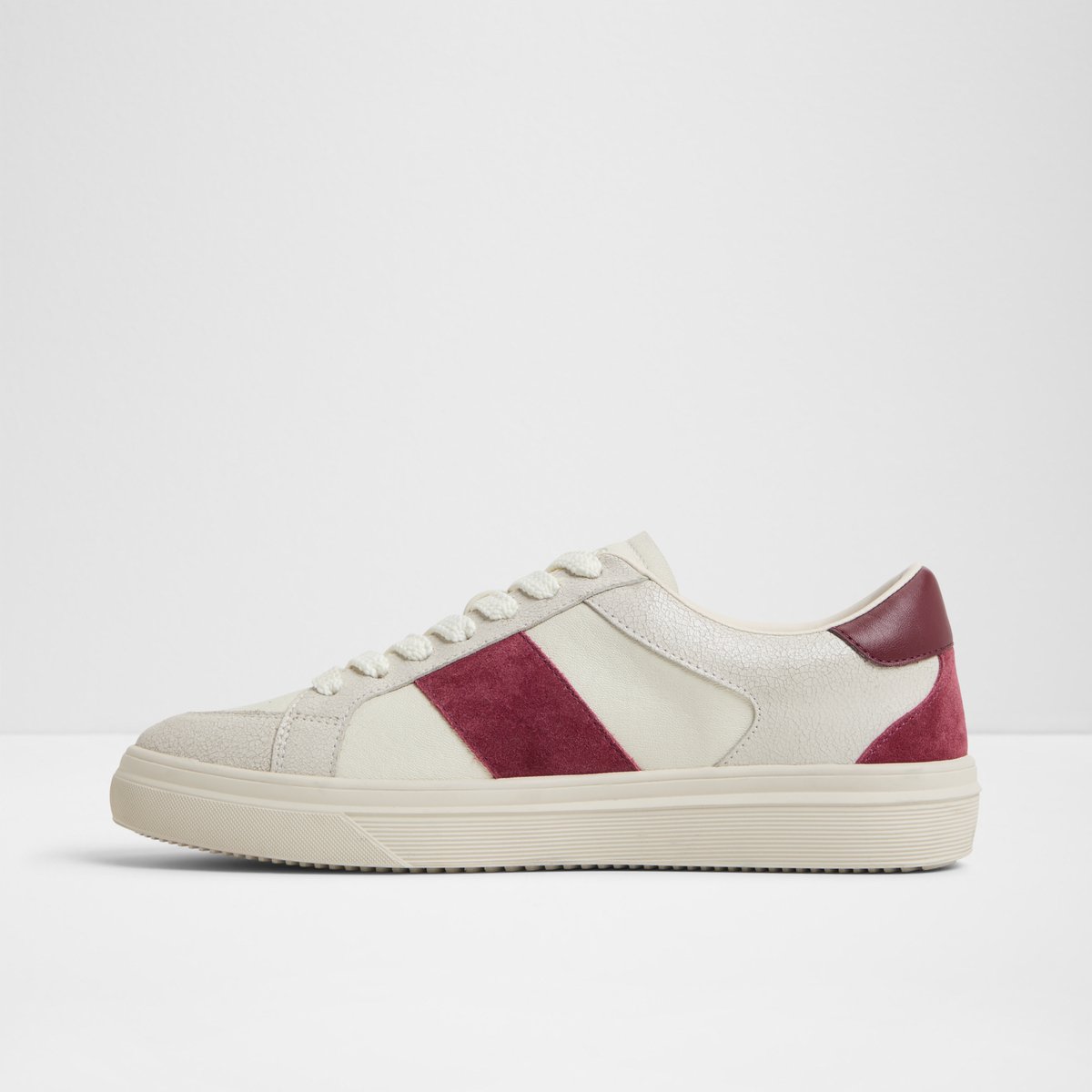 Braxton Low-Top Sneakers