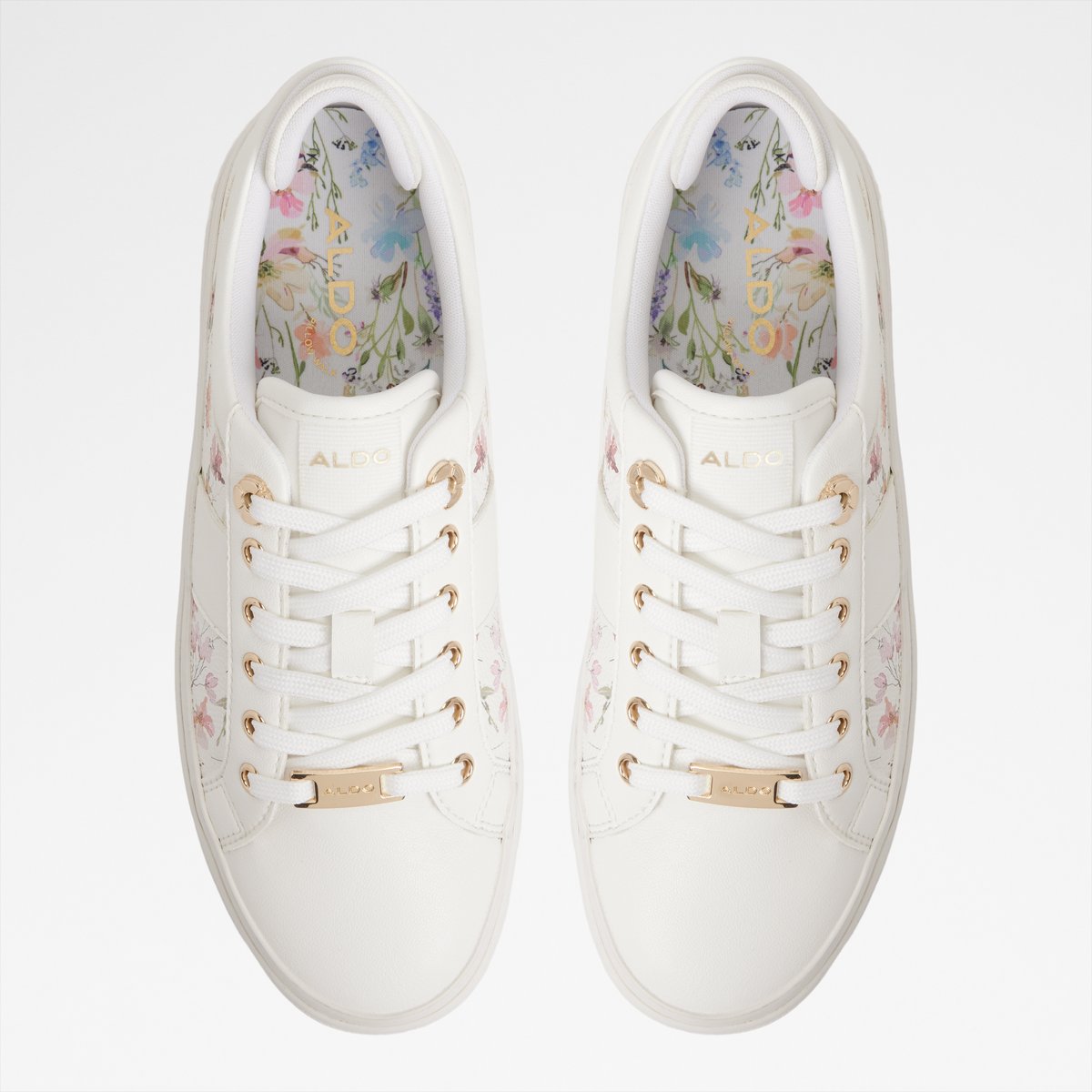 Brynlee Low-Top Sneakers