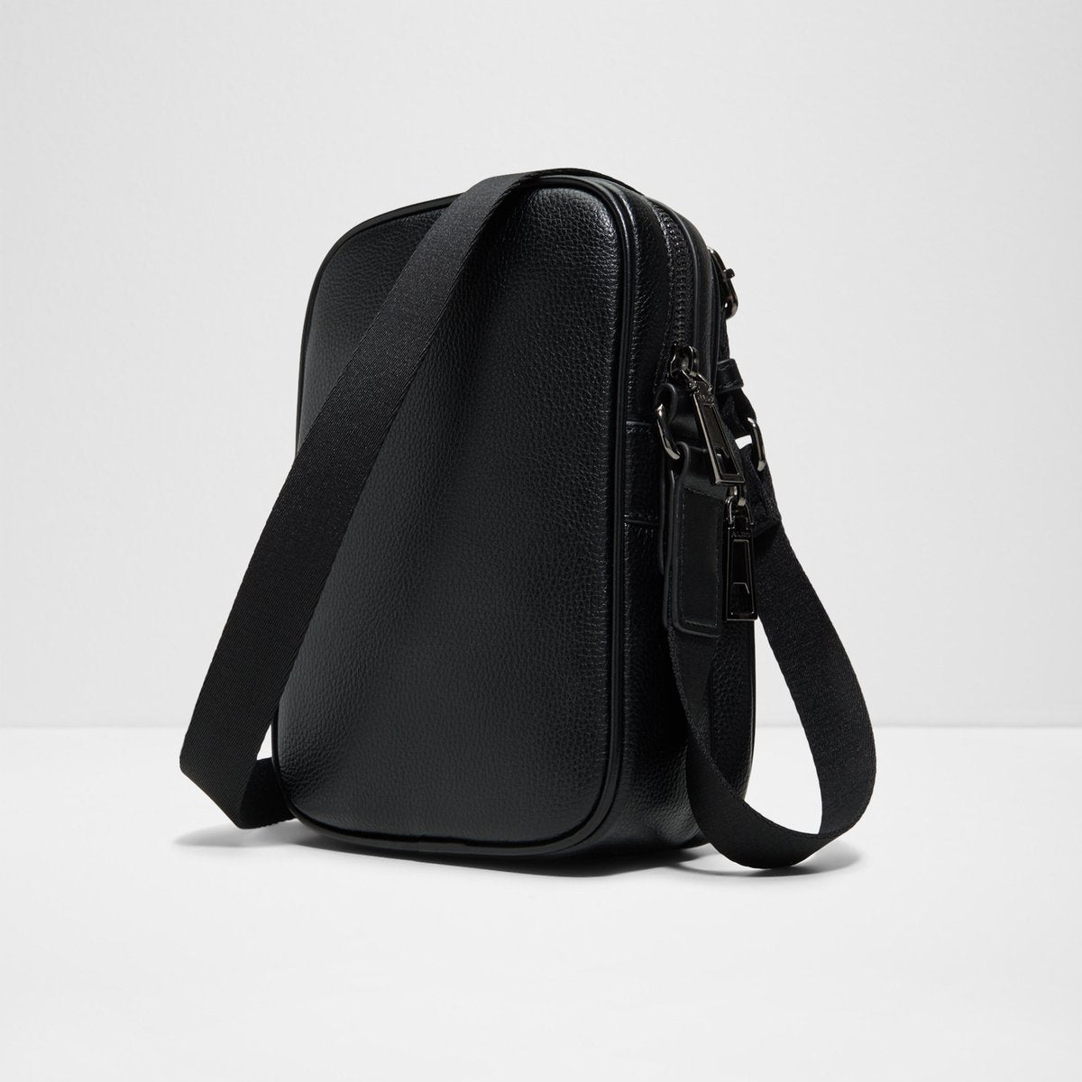 Caekath Cross Body Bag