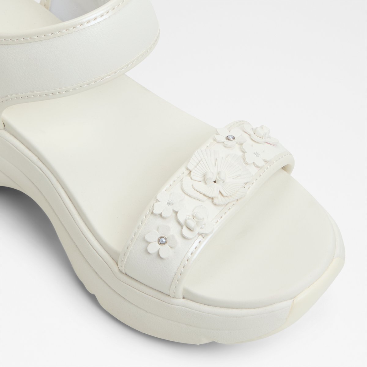 Camomille Wedge Sandals