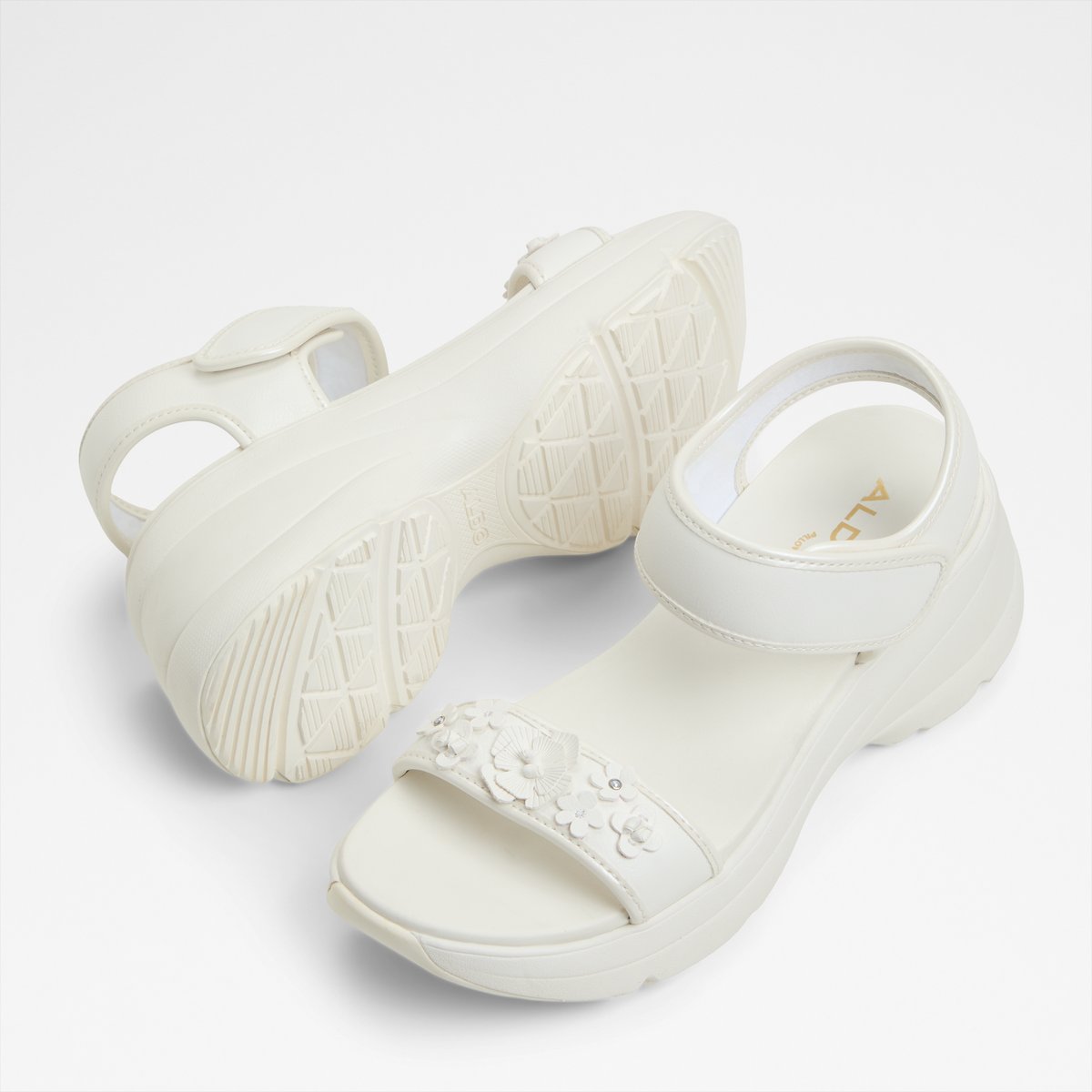 Camomille Wedge Sandals