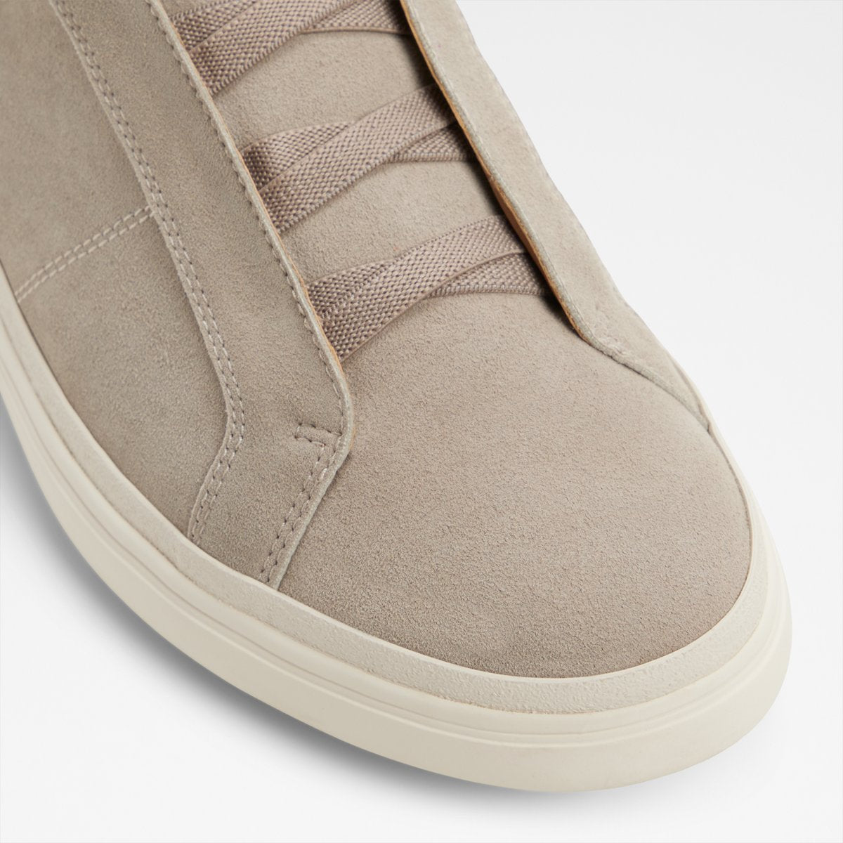 Carlson Low-Top Sneakers