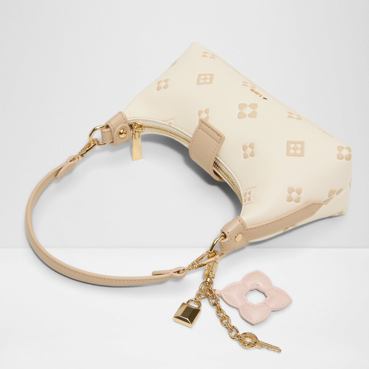 Chiaria Shoulder Bag