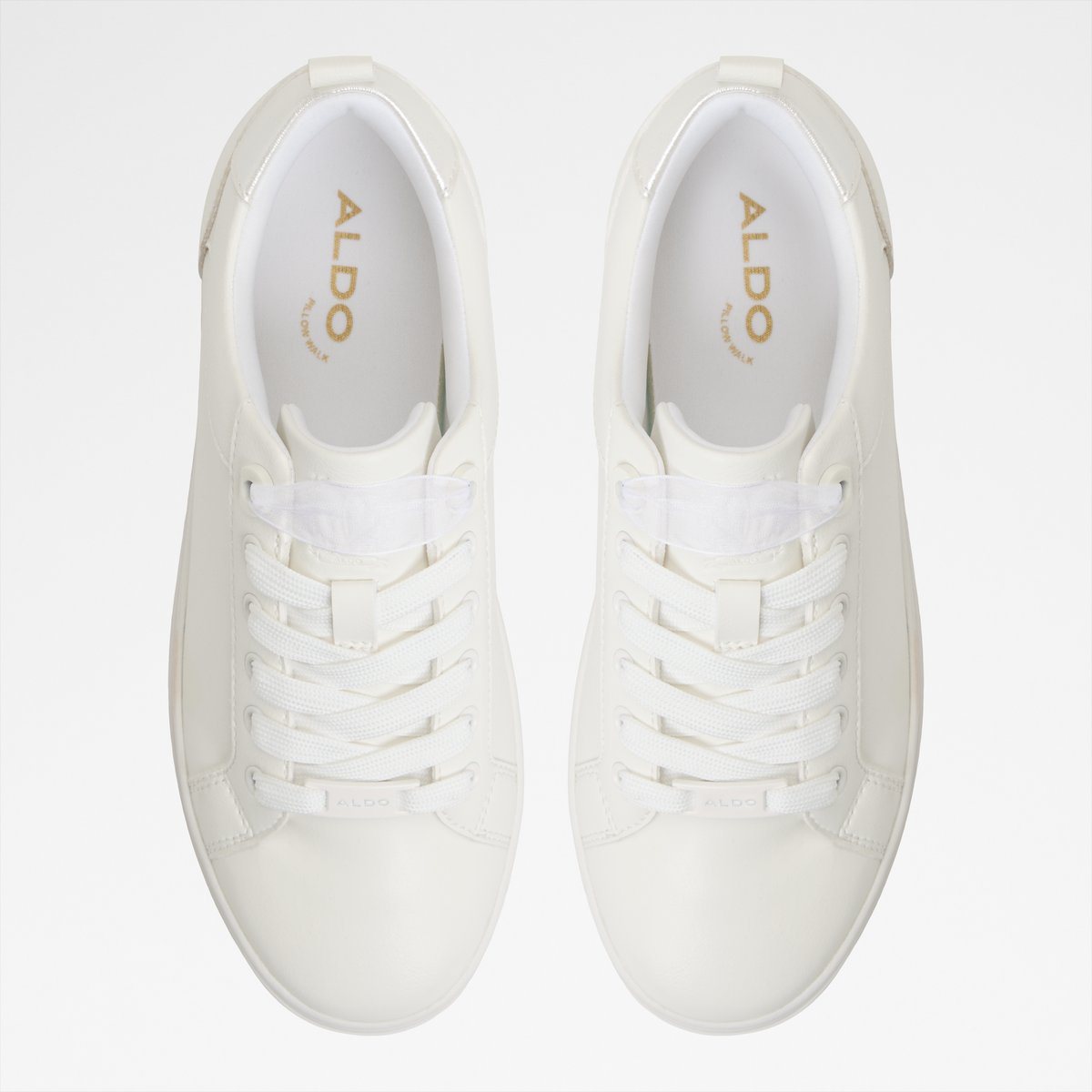 Chiccomfort Low-Top Sneakers