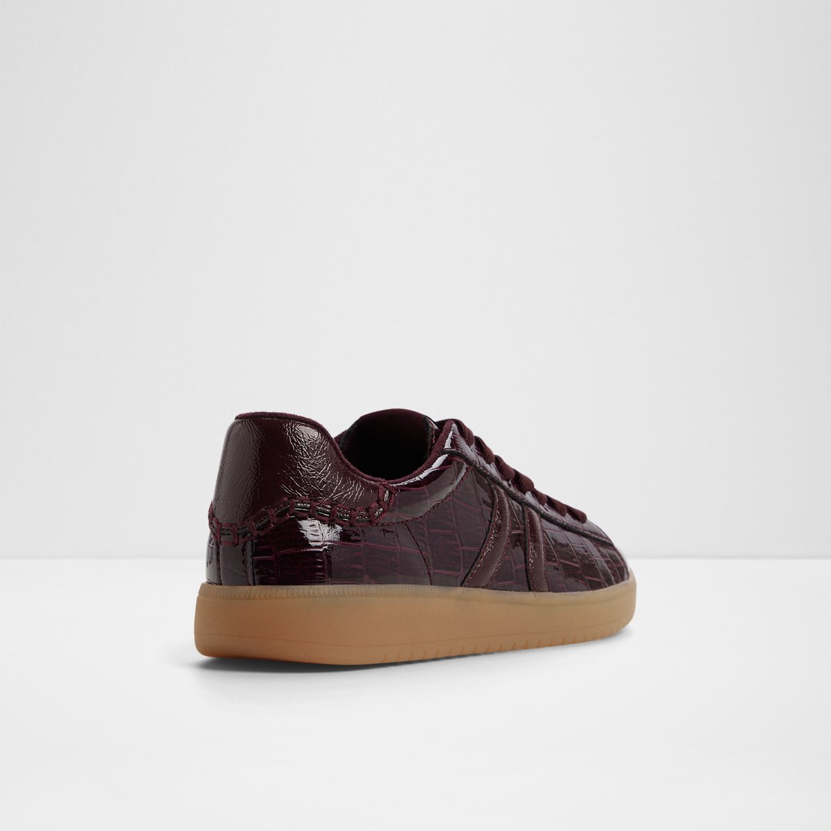 Chicsneaker2 Low-Top Sneakers