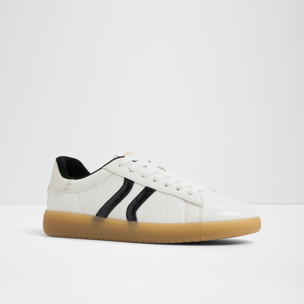 Chicsneaker2 Low-Top Sneakers