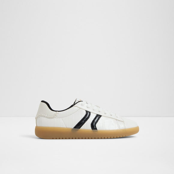 Chicsneaker2 Low-Top Sneakers