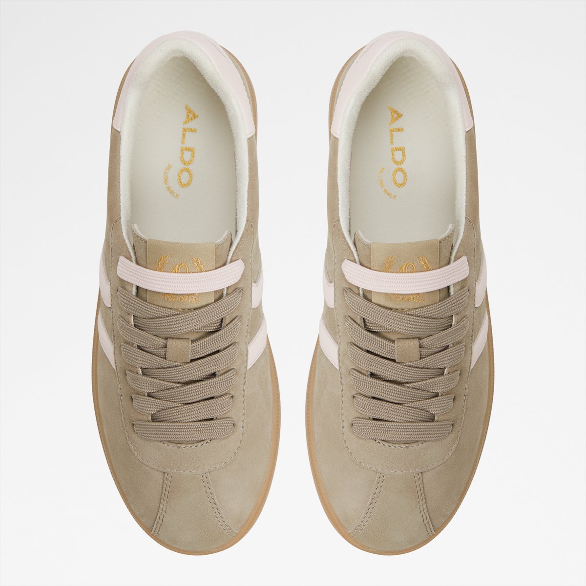 Chicsneaker Low-Top Sneakers