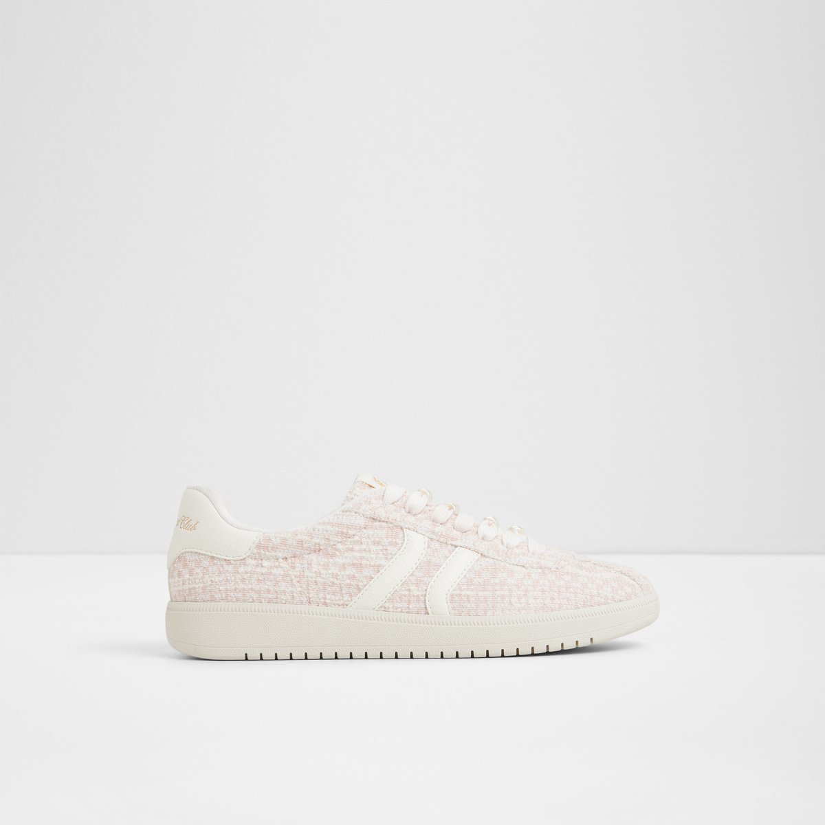 Chicsneaker Low-Top Sneakers