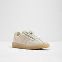 Chicsneaker Low-Top Sneakers