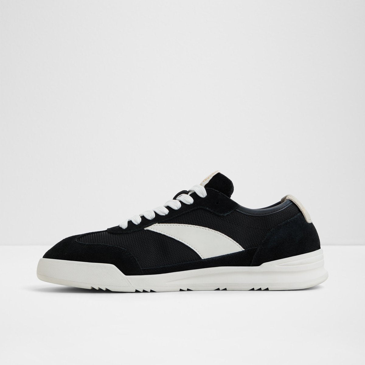 Clubmtl Low-Top Sneakers