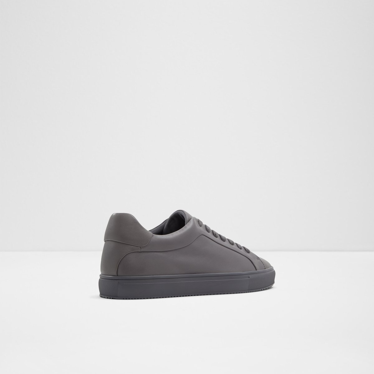 Cobi Low-Top Sneakers