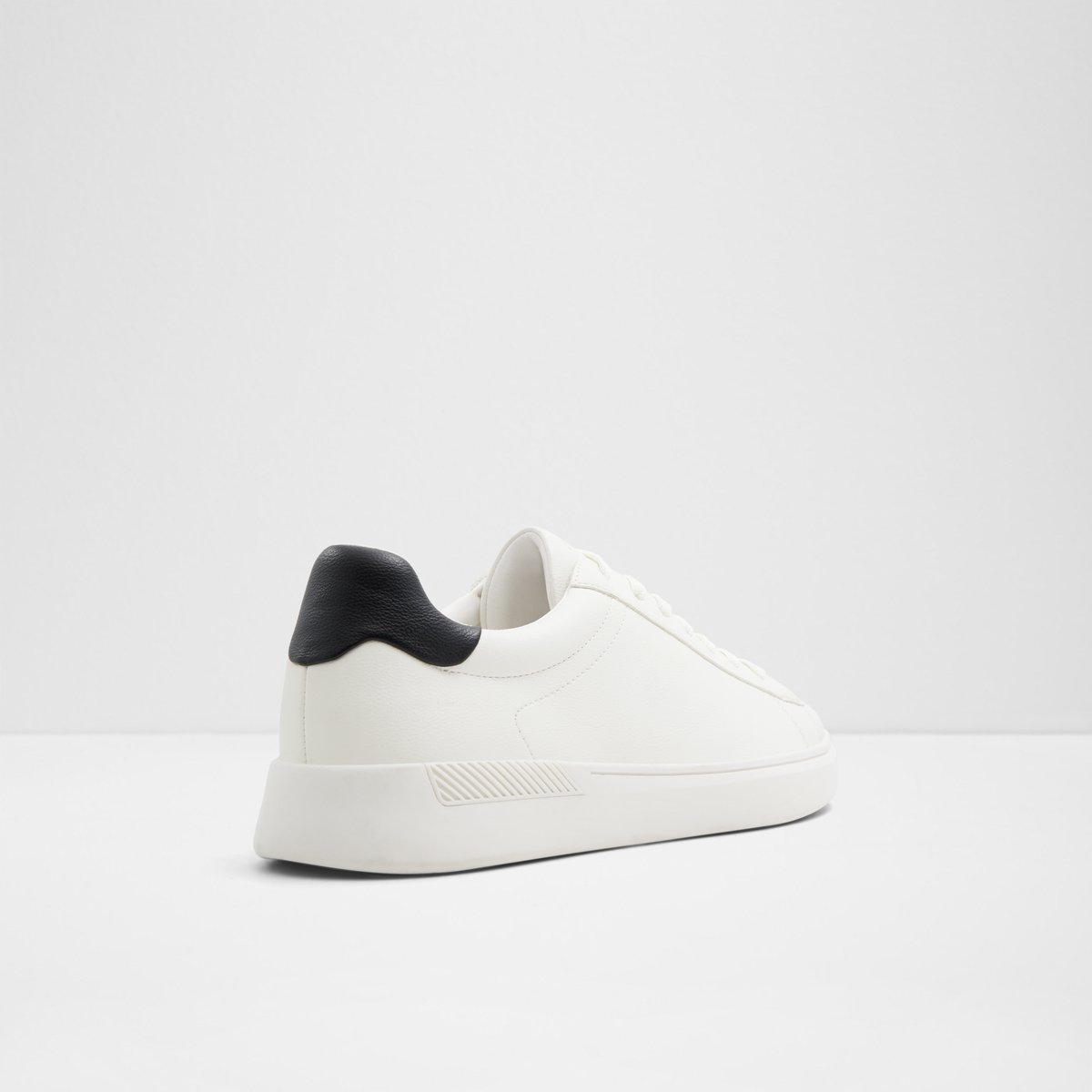 Coolspec Low-Top Sneakers