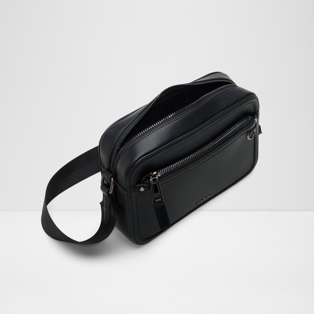 Crerild Cross Body Bag