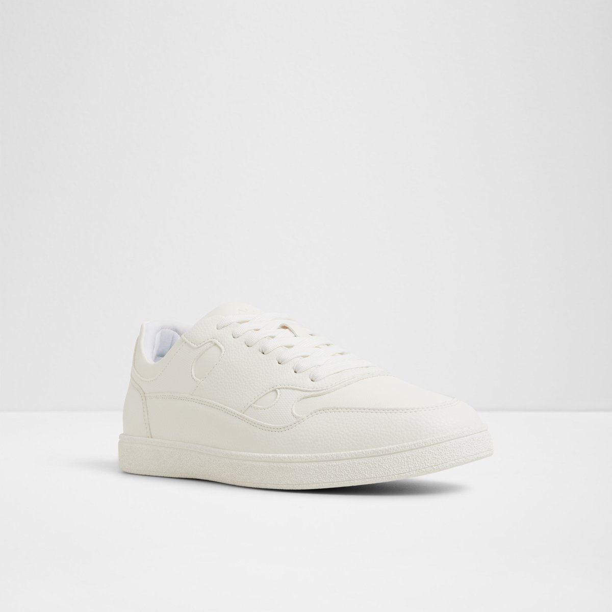 Curtis Low-Top Sneakers