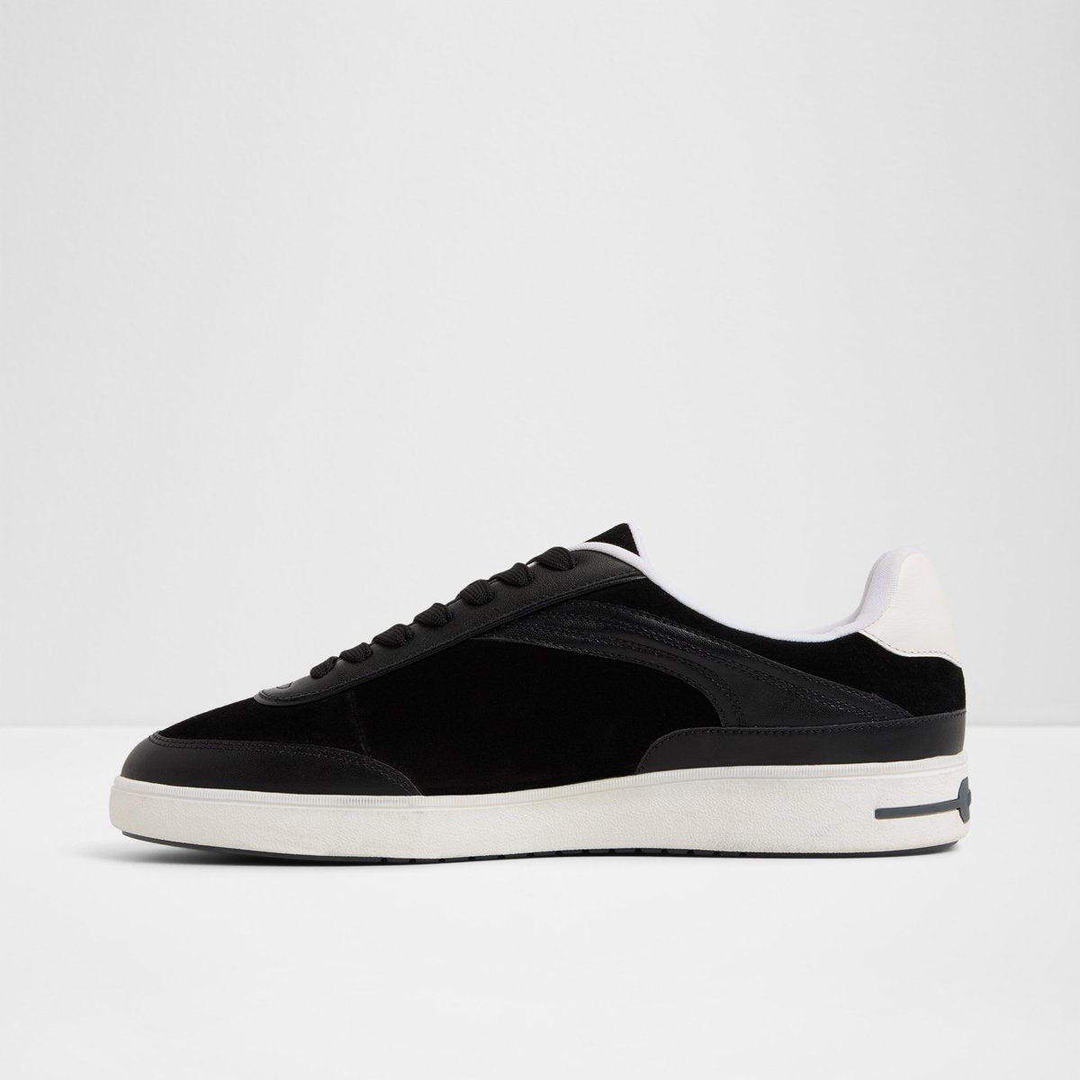 Cypress Low-Top Sneakers