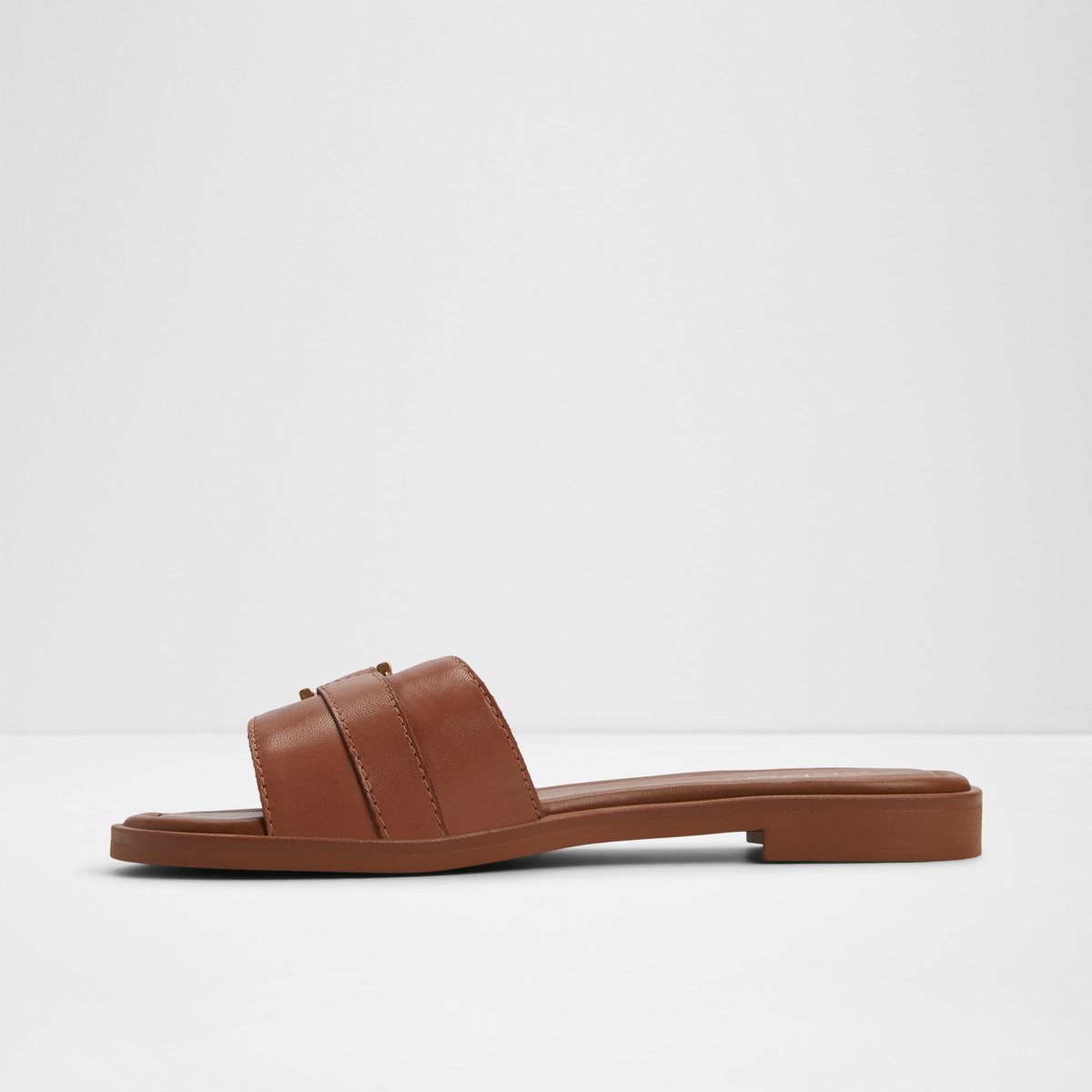 Dallaedar Slide Sandals
