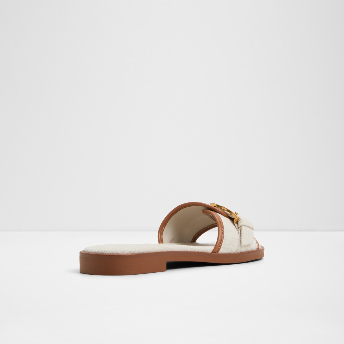 Dallaedar Slide Sandals