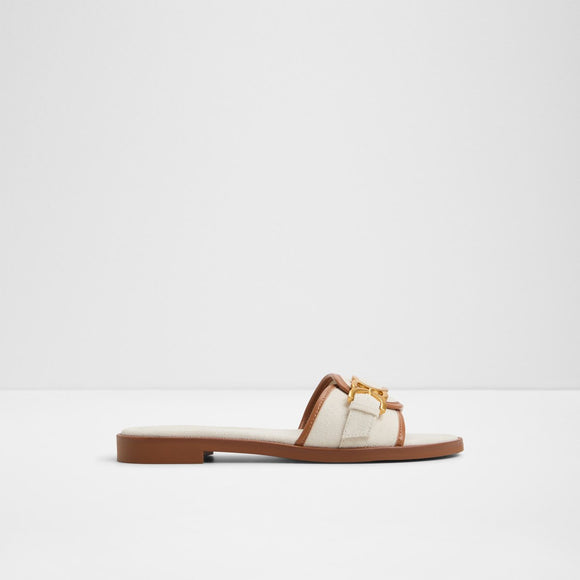 Dallaedar Slide Sandals