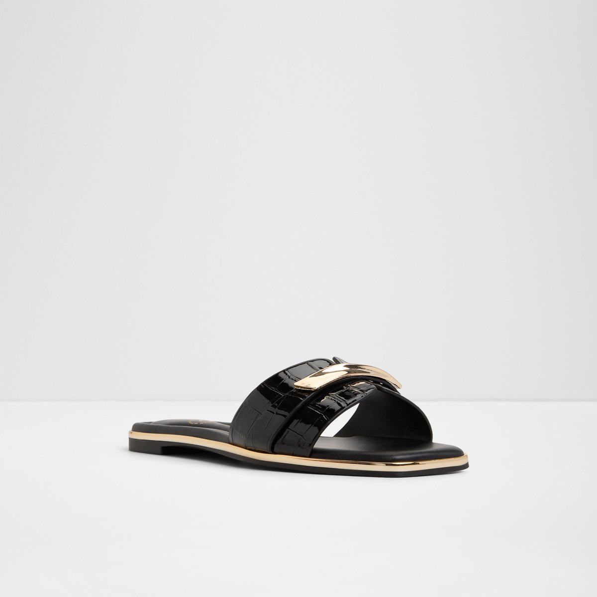 Darlina Flat Sandals