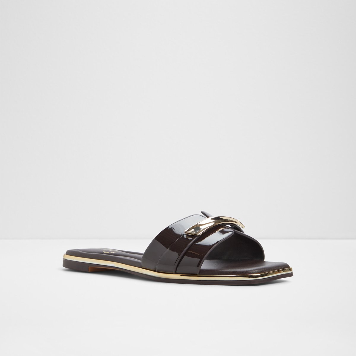 Darlina Flat Sandals