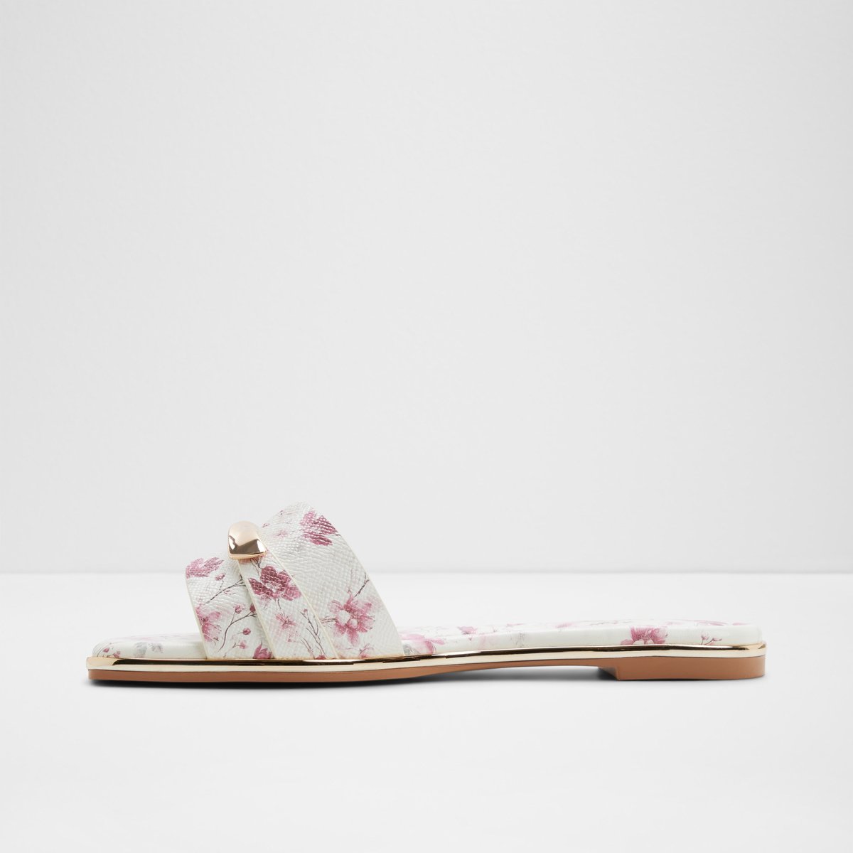 Darlina Flat Sandals