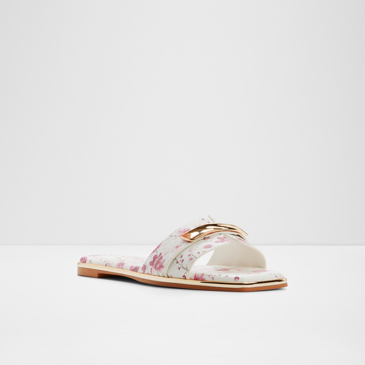 Darlina Flat Sandals