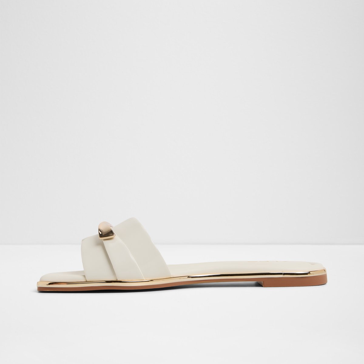 Darlina Flat Sandals