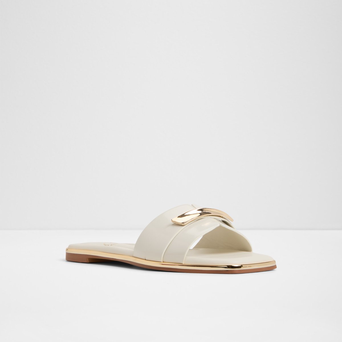 Darlina Flat Sandals