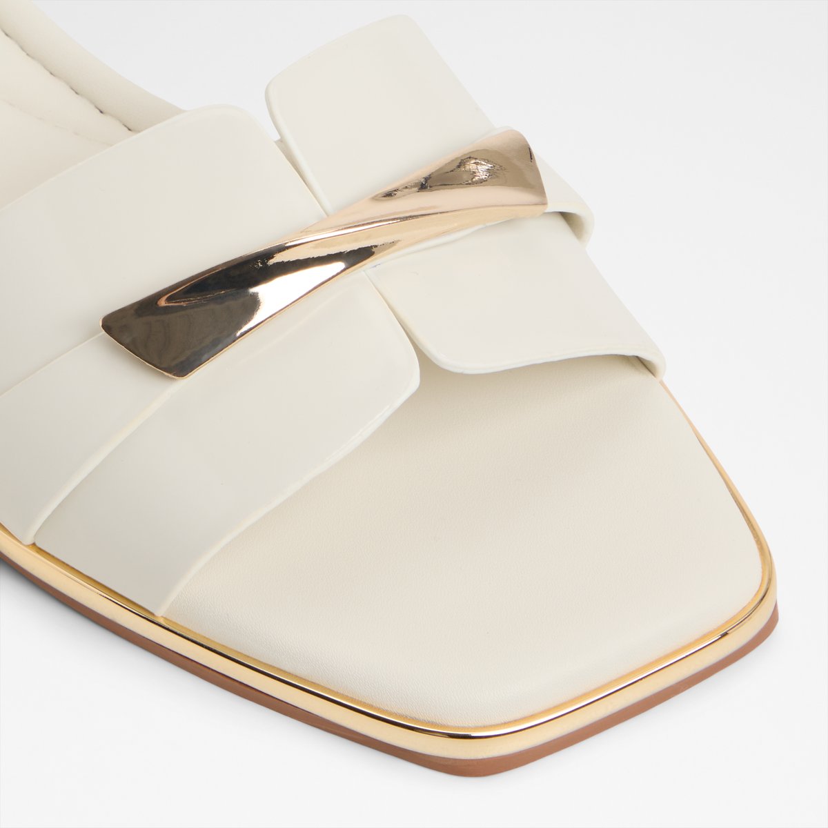 Darlina Flat Sandals