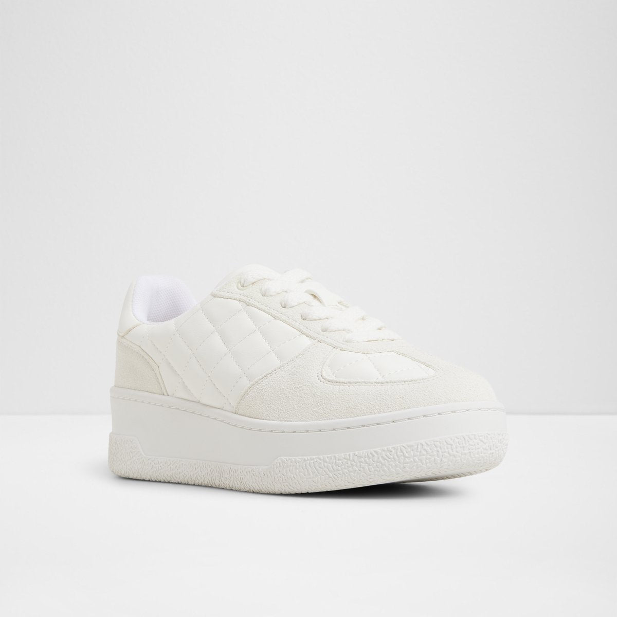 Deevale Low-Top Sneakers