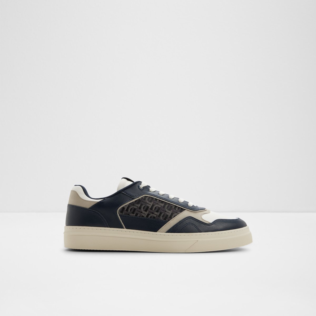 Desmond Low-Top Sneakers