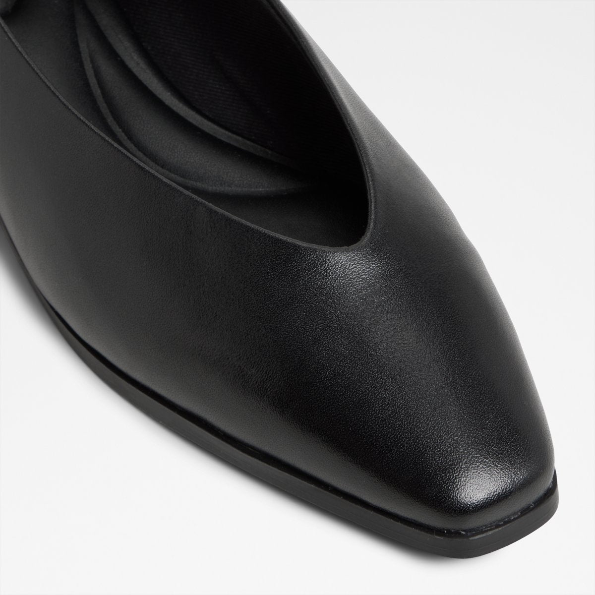 Devereteriel Ballet Flats