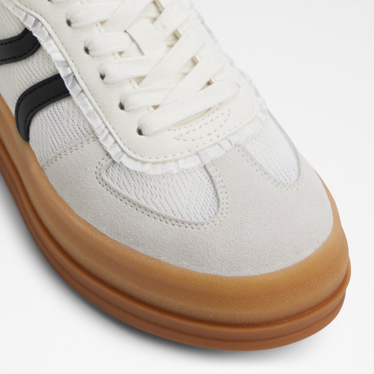 Elabrintar Low-Top Sneakers