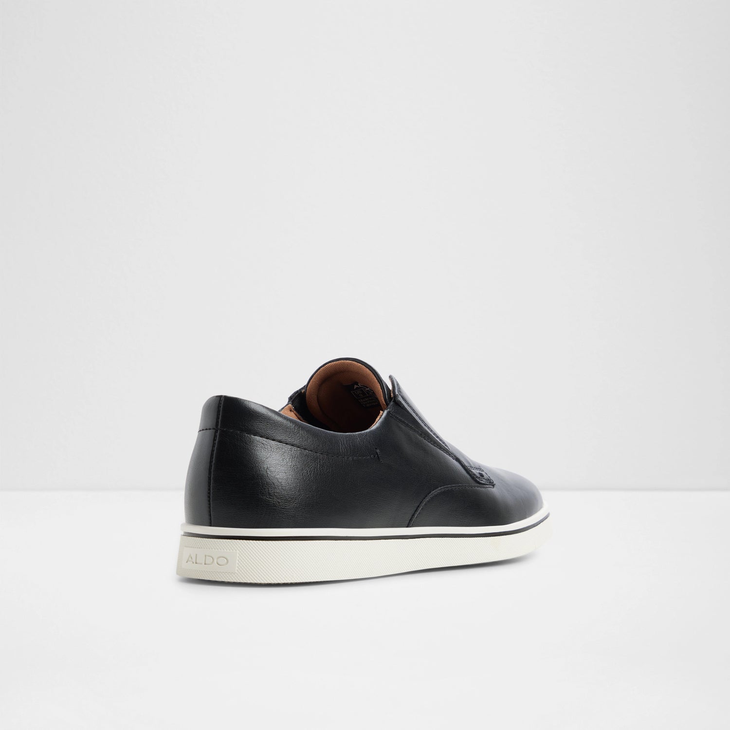 Enio Low-Top Sneakers