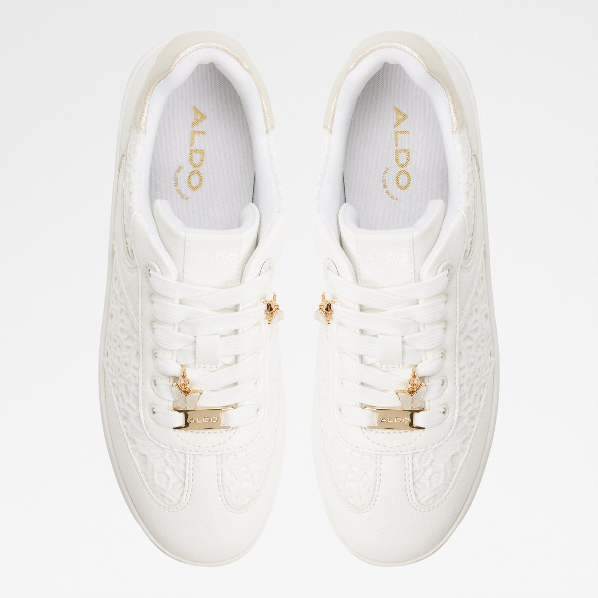 Erilg Low-Top Sneakers