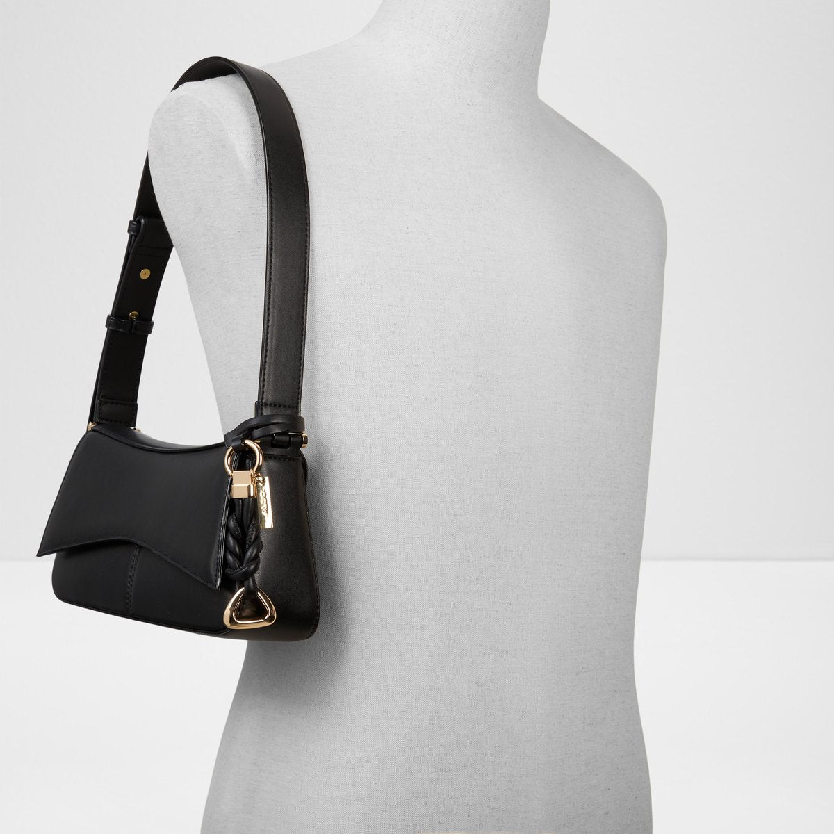 Evena Shoulder Bag