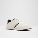 Freekick Low-Top Sneakers