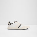 Freekick Low-Top Sneakers