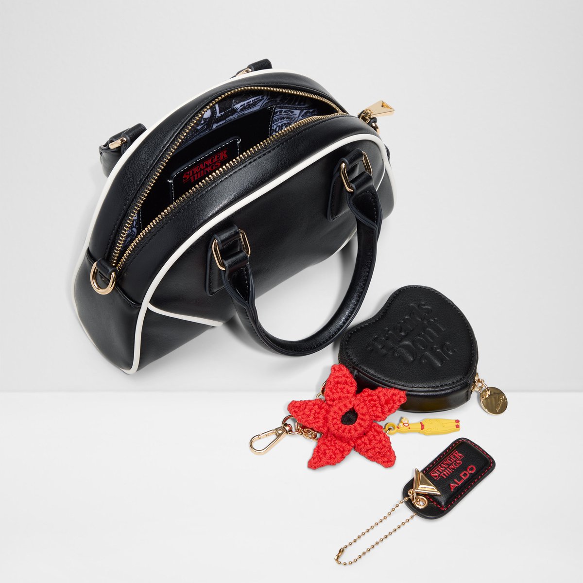 Friendsdontliee Dome Bag