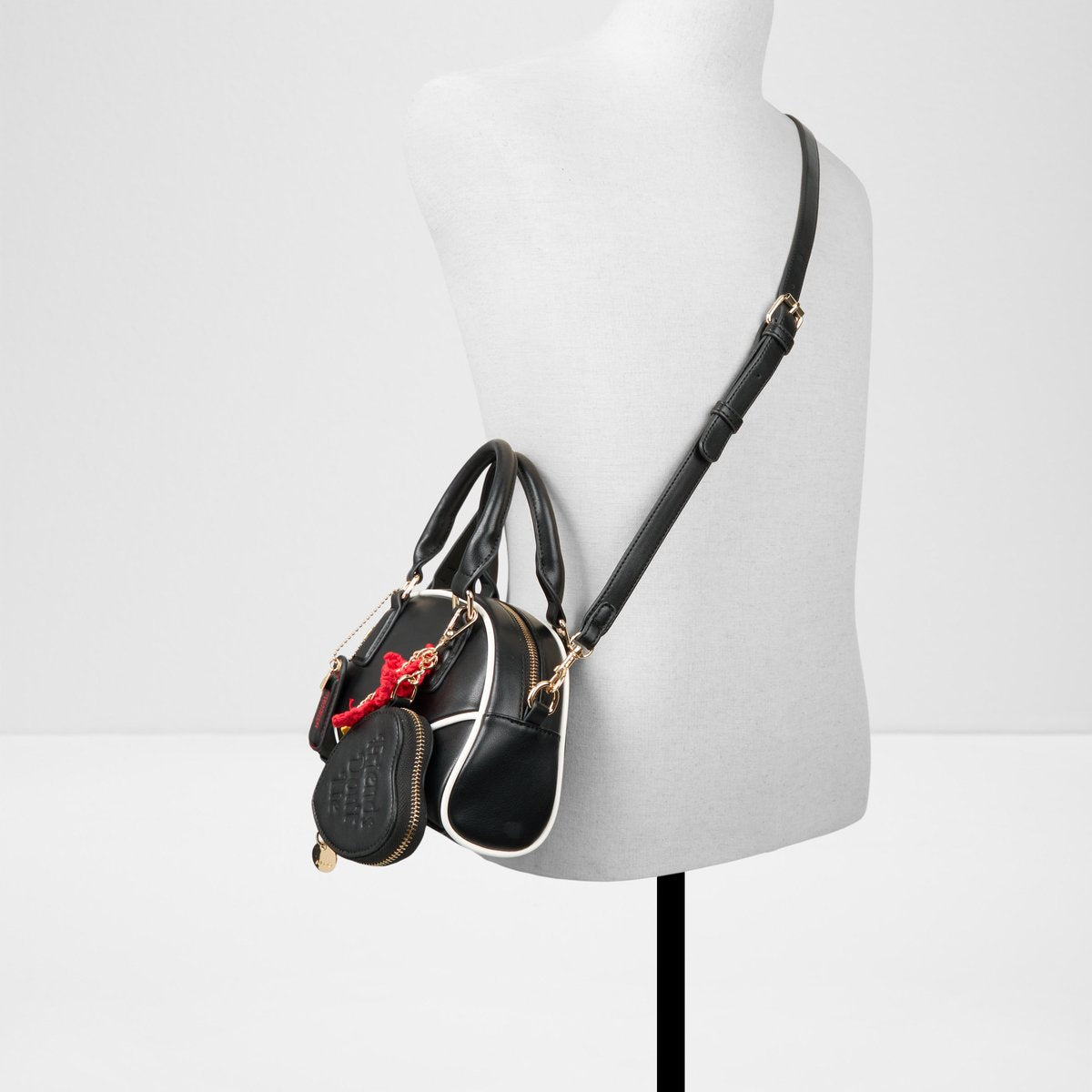 Friendsdontliee Dome Bag