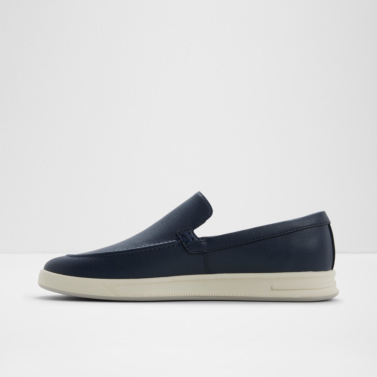 Gino Slip-On Sneakers