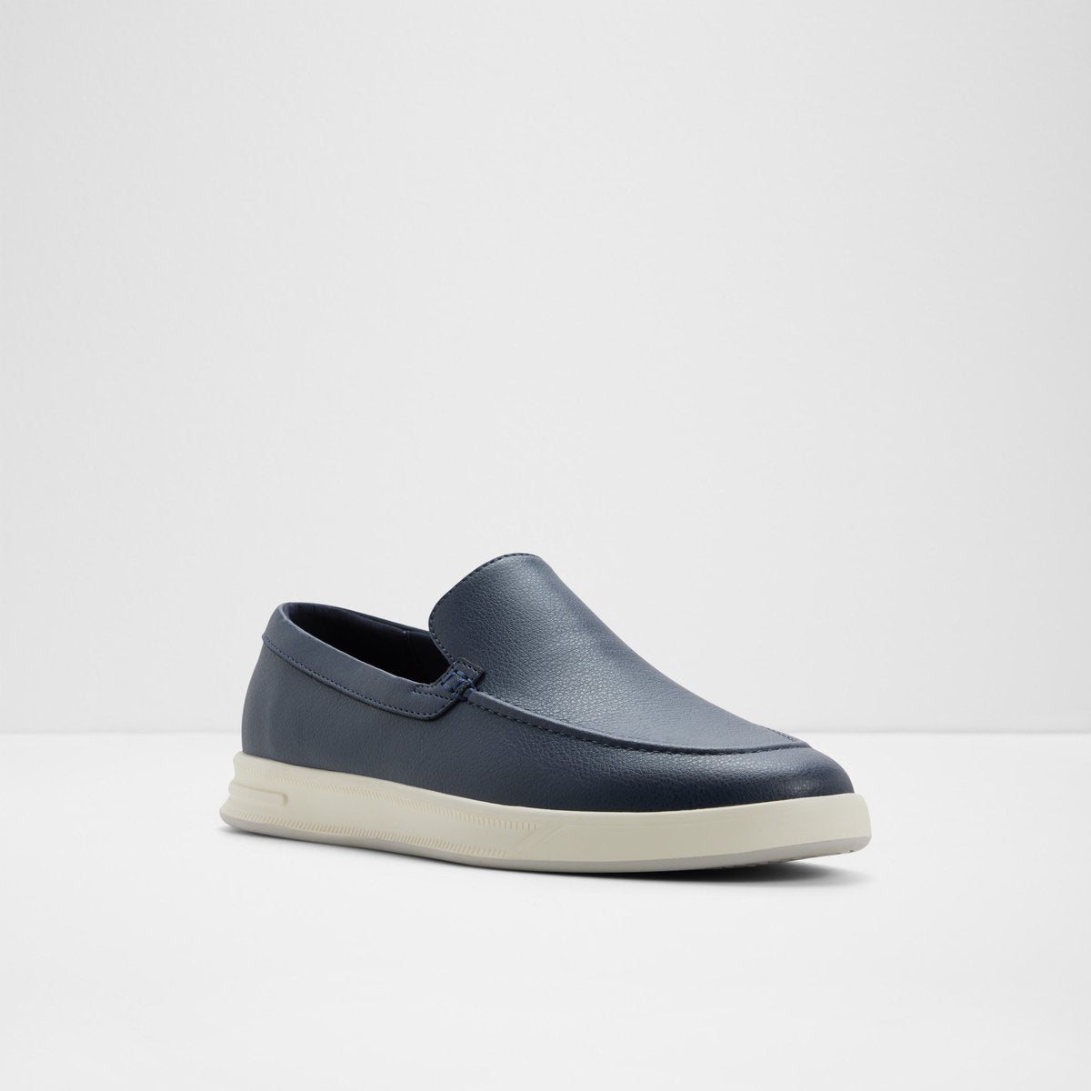 Gino Slip-On Sneakers