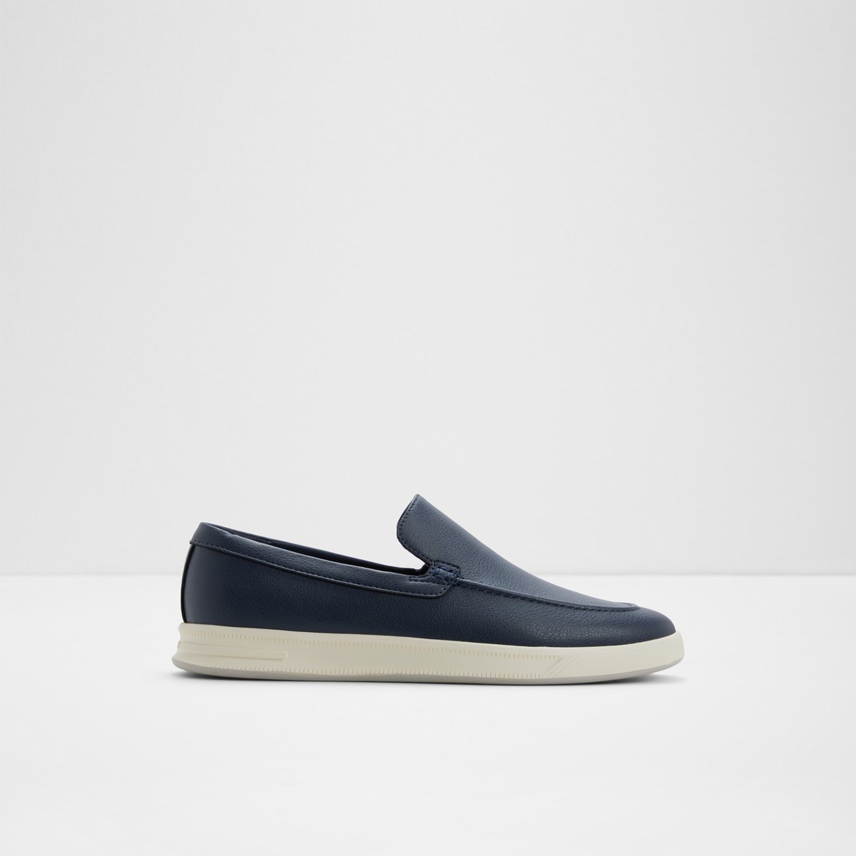 Gino Slip-On Sneakers