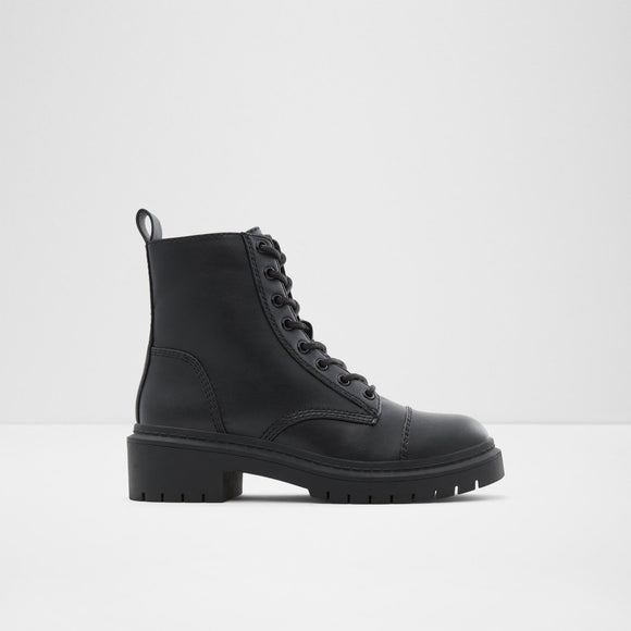 Goer Ankle Boots