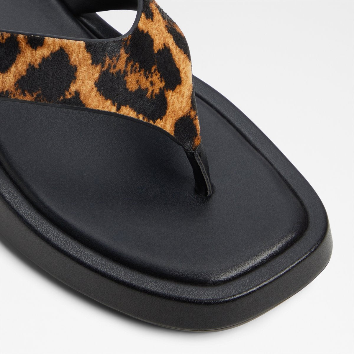 Grettle Flip Flop Sandals