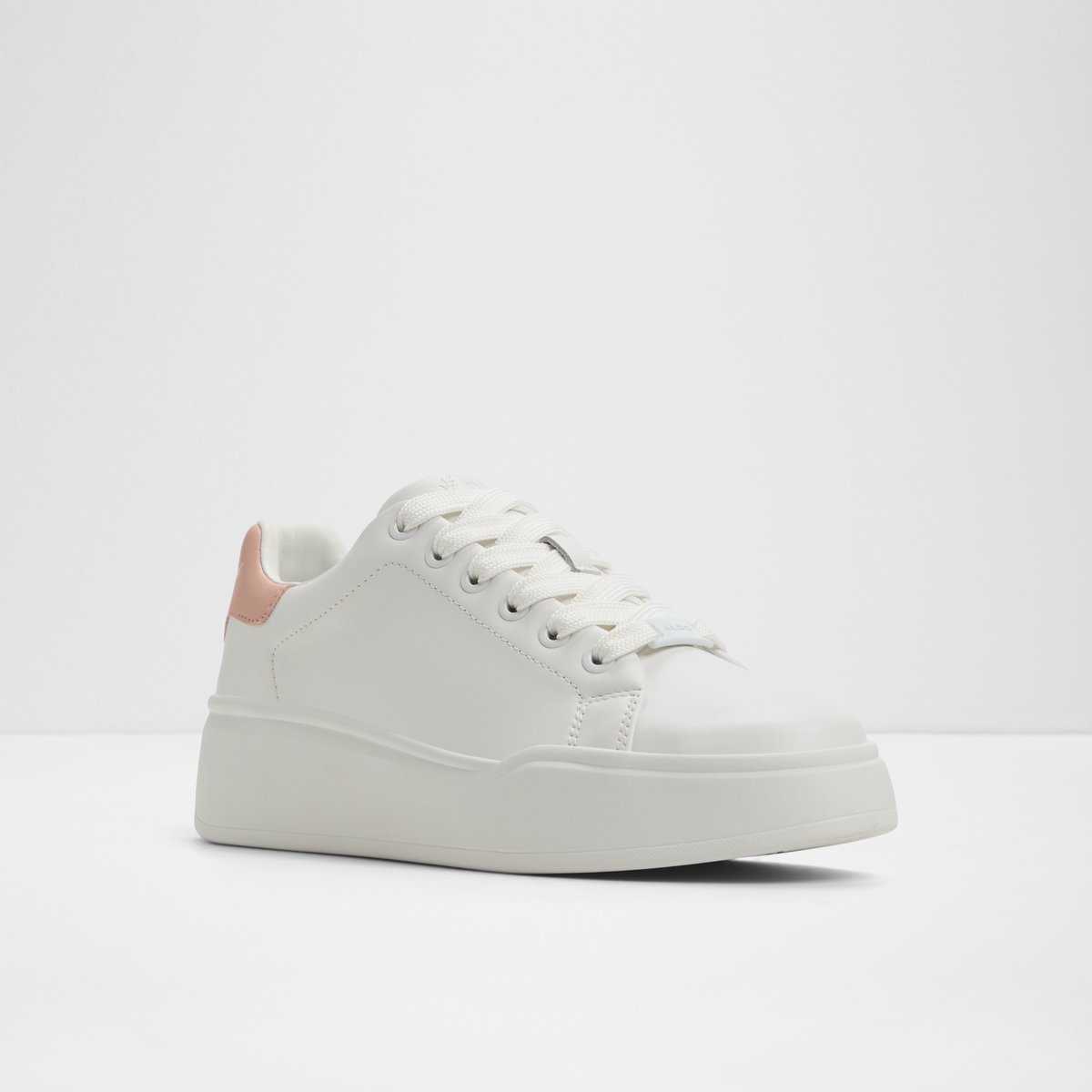 Halerenna Low-Top Sneakers