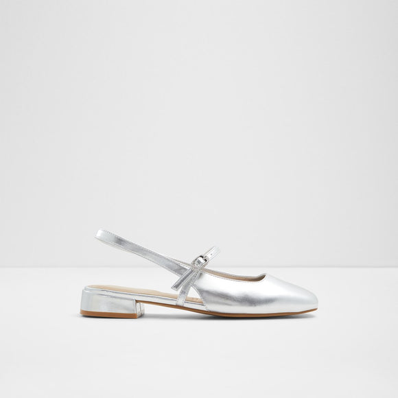 Huguette Slingback Flats