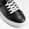 Iann Low-Top Sneakers