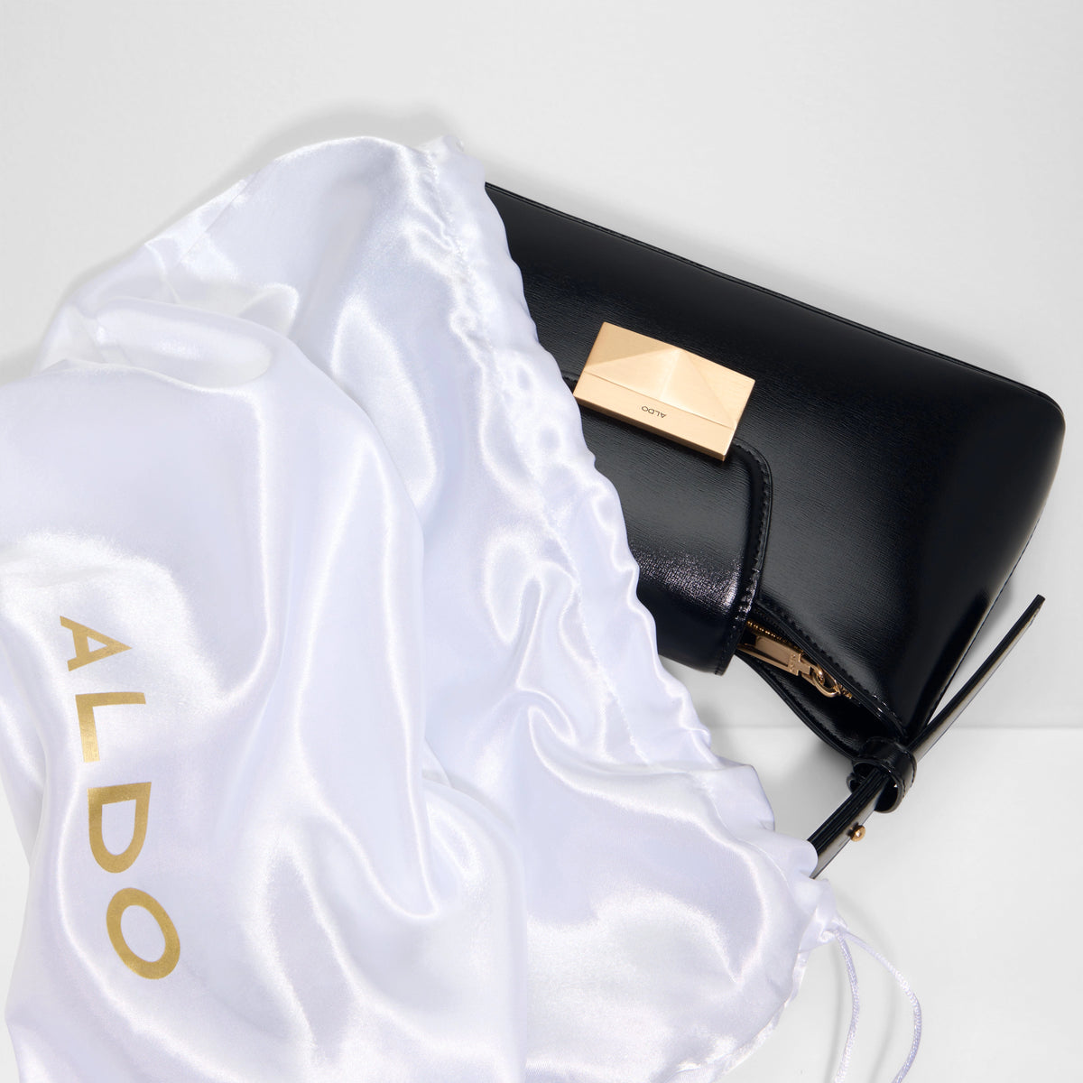 Itshoulder Shoulder Bag